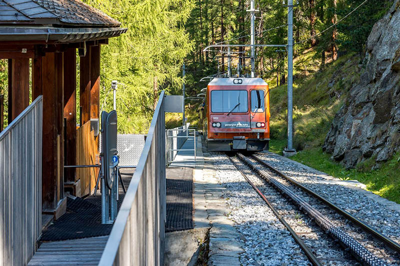 train gornergrat vacances en suisse